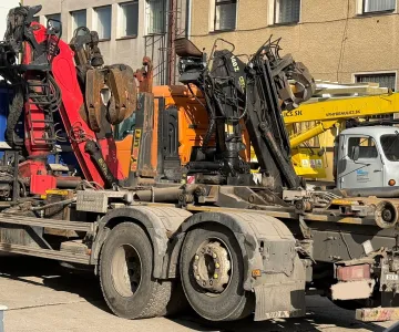 
            Ostatné nadstavby a hydraulické ruky
    