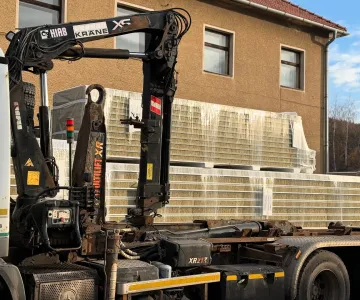 
            Ostatné nadstavby a hydraulické ruky
    