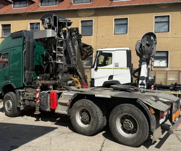 
            Ostatné nadstavby a hydraulické ruky
    