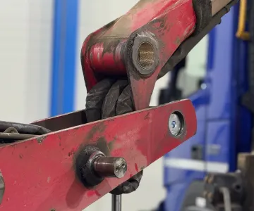 
            Ostatné nadstavby a hydraulické ruky
    