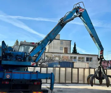 
            Ostatné nadstavby a hydraulické ruky
    